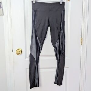 Lululemon Invigorate High-Rise Tight 31" Black w/ Satin Glossy Panels sz 8 #138